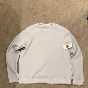 Vuori Men’s Jamestown Crew (New with tags)